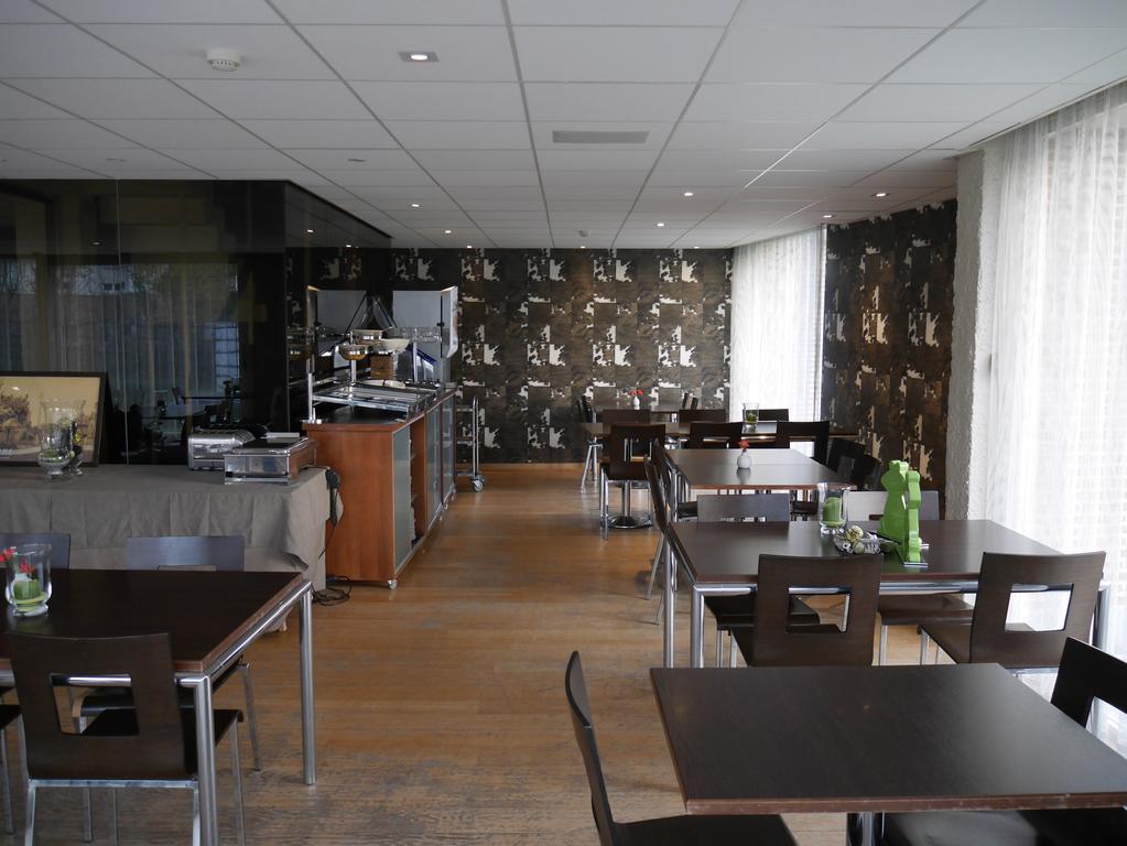 Maxim 3* De Panne